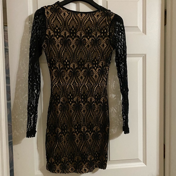 Mini, lacy, black dress - Picture 2 of 4